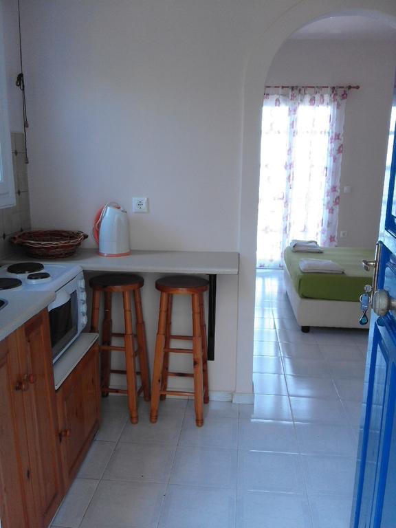 Aprilis Apartments Kionion エクステリア 写真