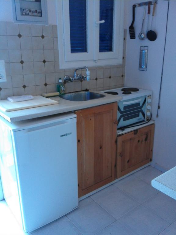Aprilis Apartments Kionion エクステリア 写真